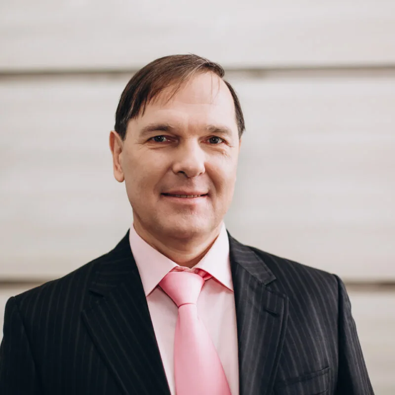 Чімишенко Сергій, викладач КІБіТ, автор статті